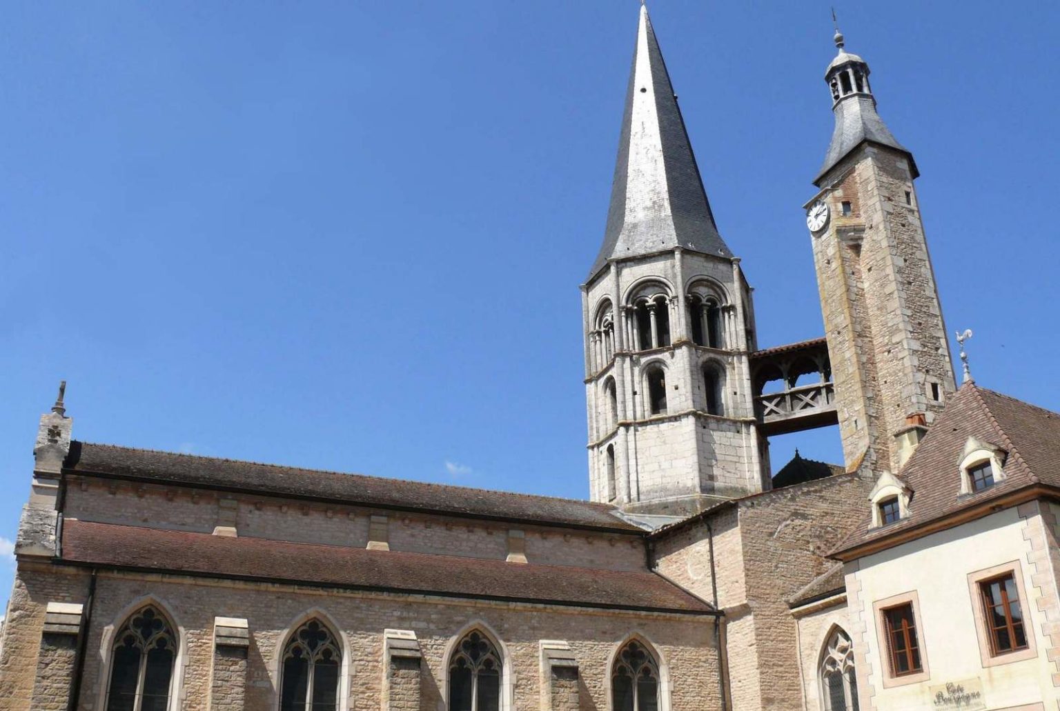 Eglise de SaintGengouxleNational Le Patrimoine Culturel Destination Saône et Loire Eglise de SaintGengouxleNational Le Patrimoine Culturel Destination Saône et Loire